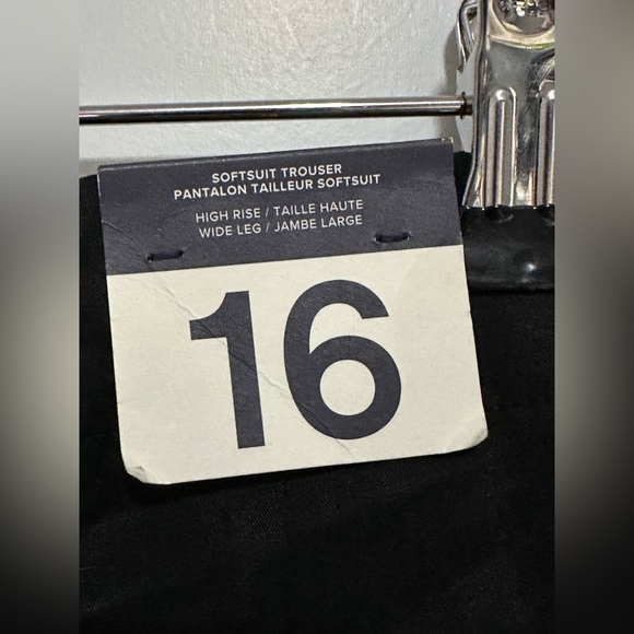 ✨NWT✨ GAP: Women’s High Rise Wide Leg Softsuit Trousers- Size 16- 95% Lyocell - Picture 5 of 8